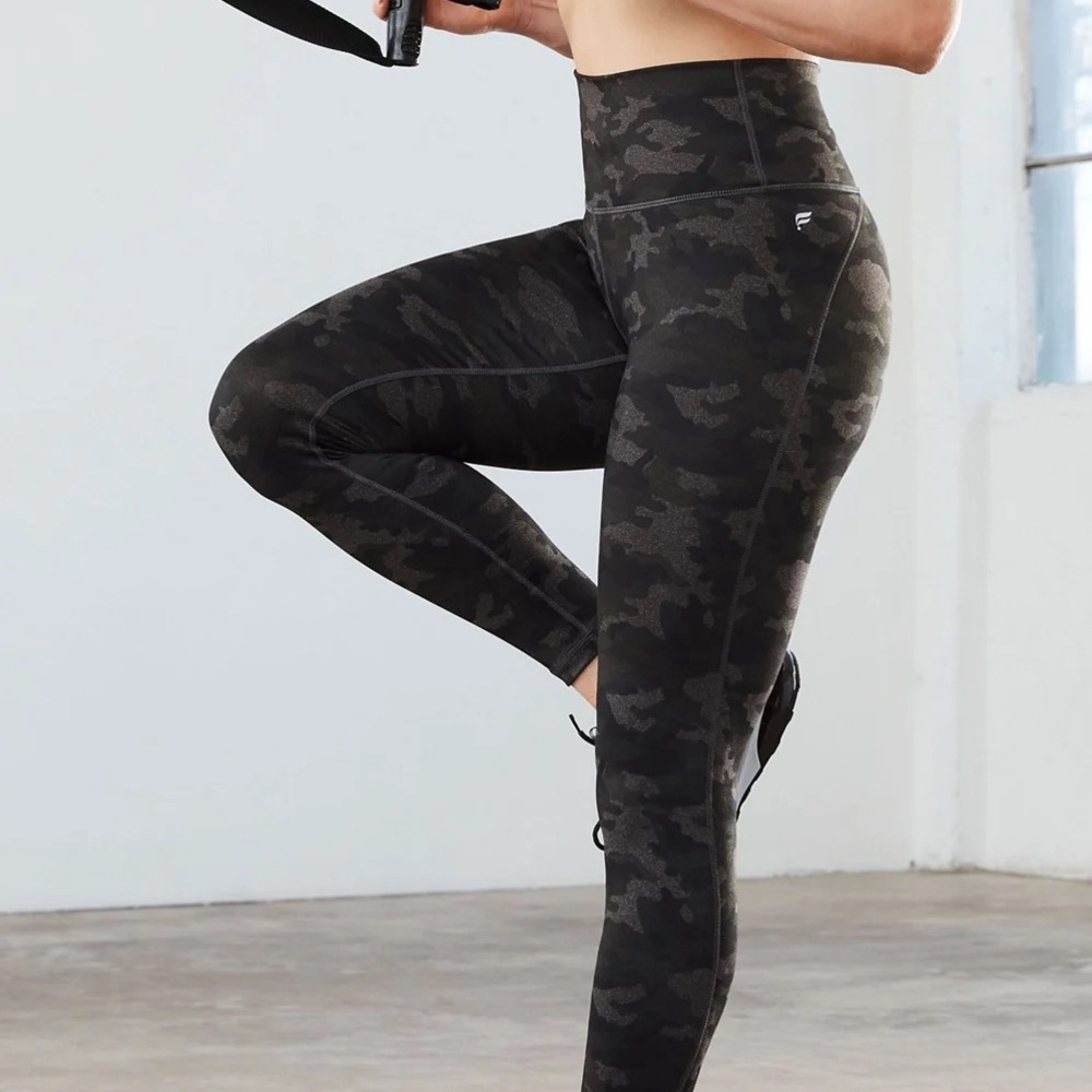 Fabletics camouflage Powerhold leggings